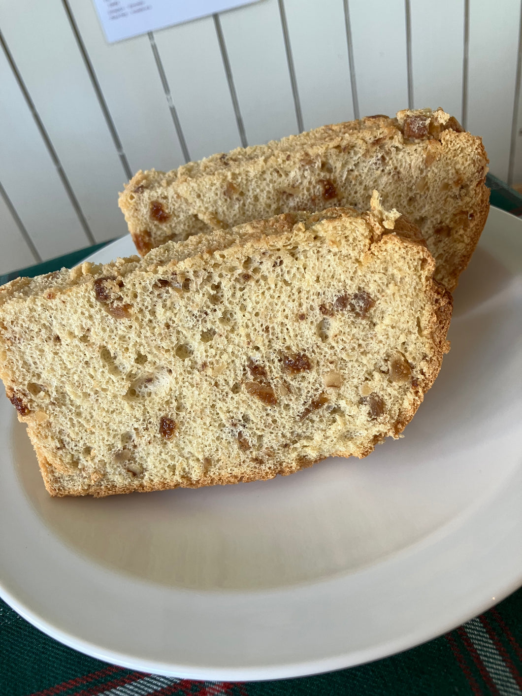 いちじくとくるみのラムシフォン